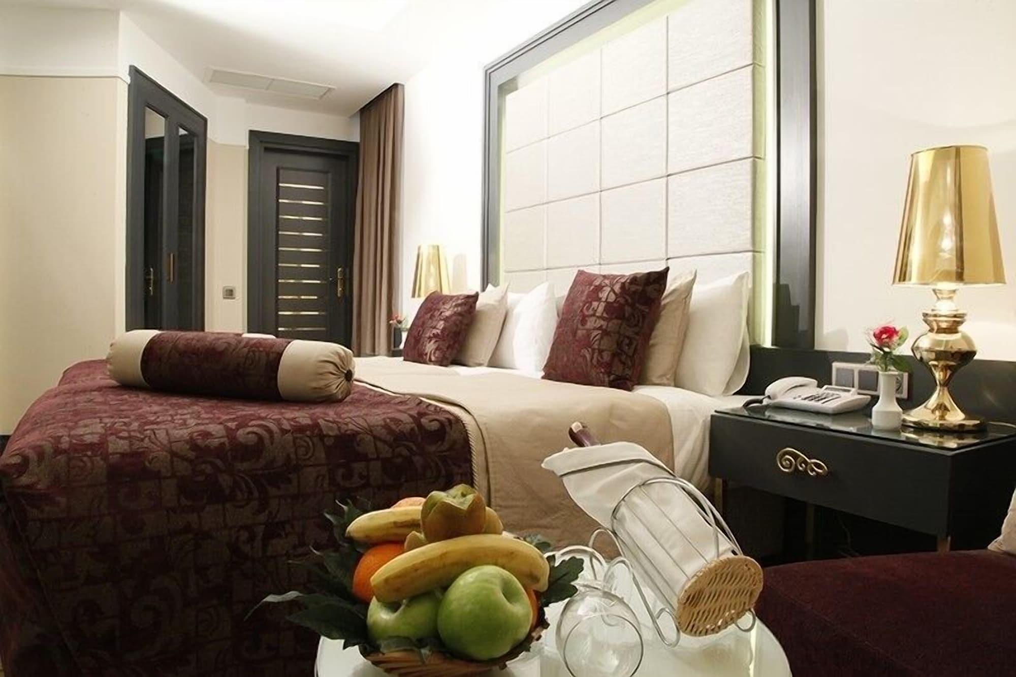 Mirilayon Hotel - Old Town Estambul Exterior foto