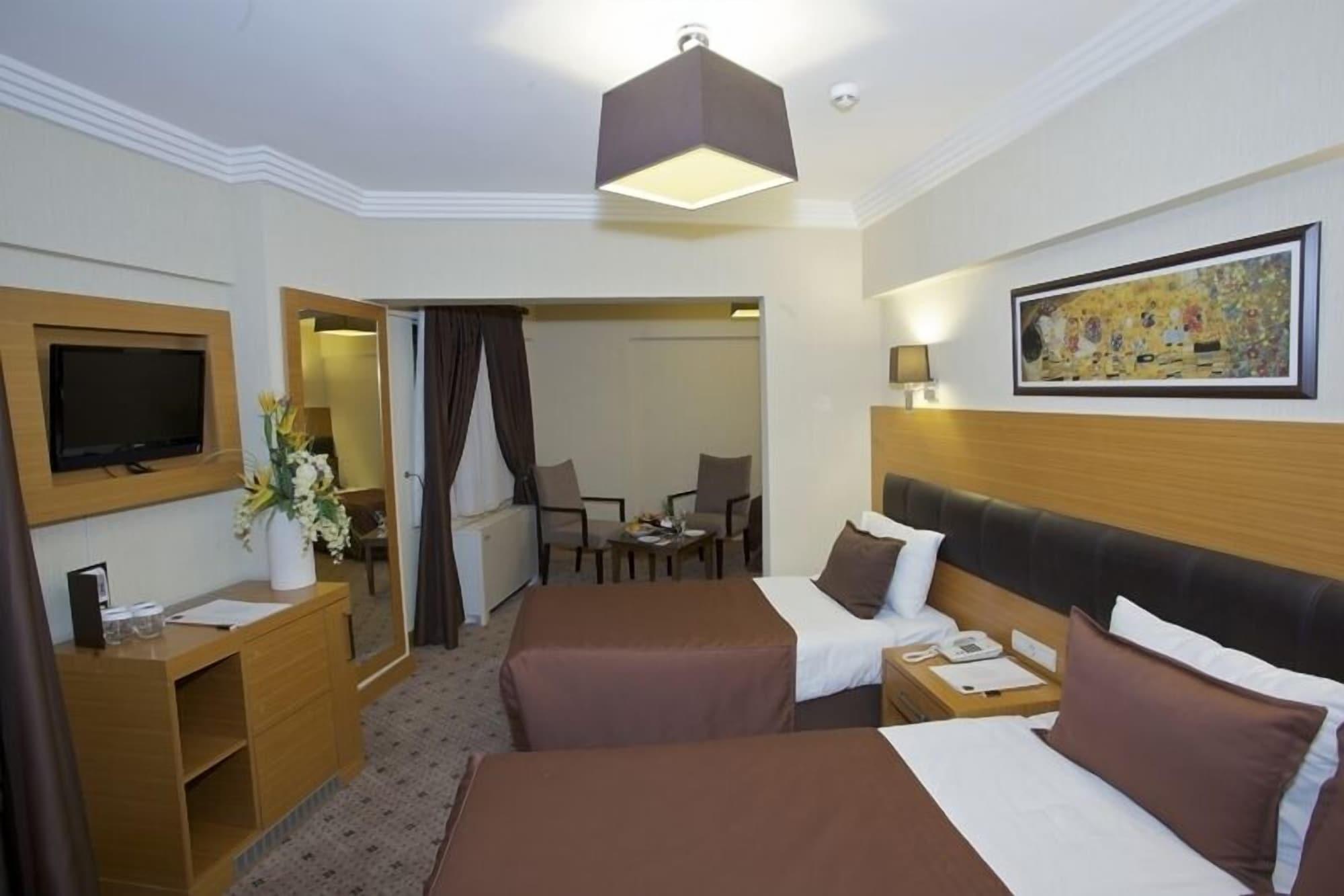 Mirilayon Hotel - Old Town Estambul Habitación foto