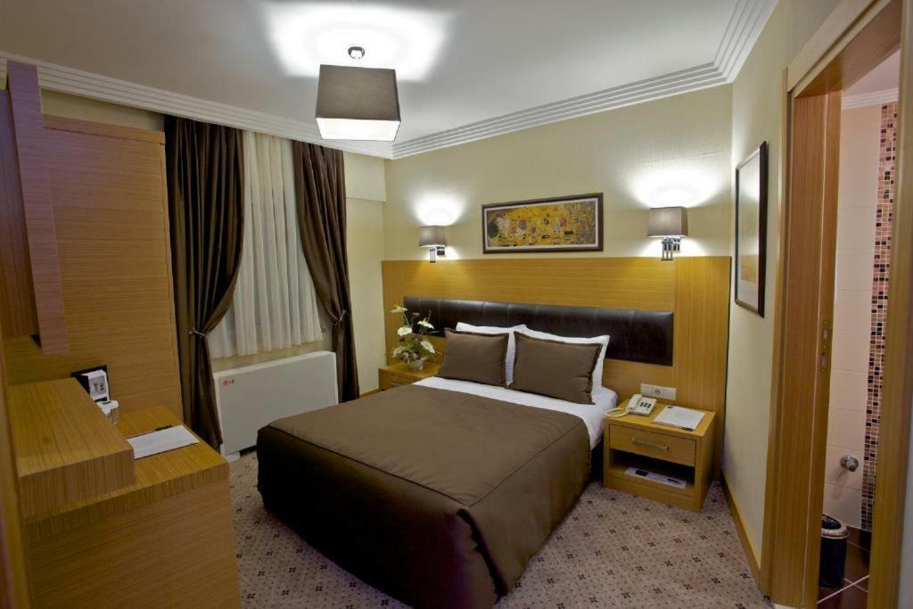 Mirilayon Hotel - Old Town Estambul Habitación foto